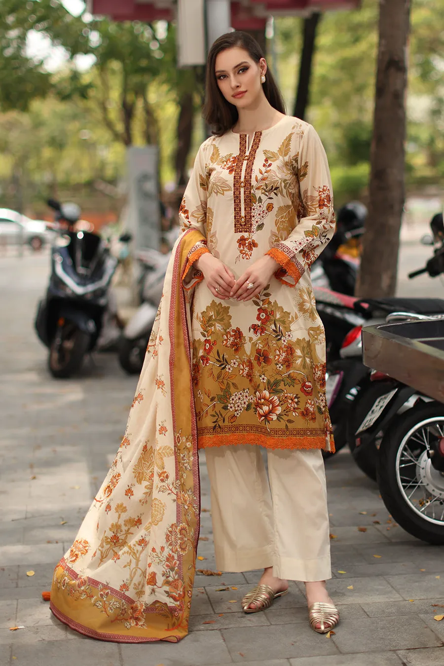 Gul Ahmed — 3 Piece Embroidered Printed Lawn Suit with Printed Lawn Dupatta — buy online Pakistan COD